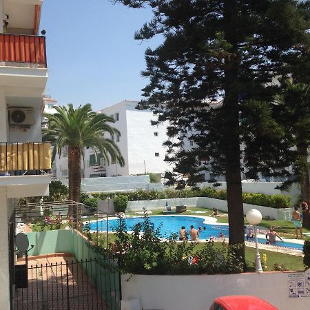 Chez Alison! Central Nerja Apt Екстериор снимка