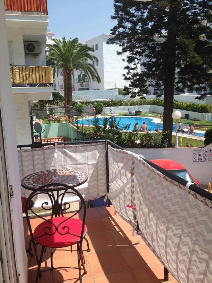 Chez Alison! Central Nerja Apt Екстериор снимка