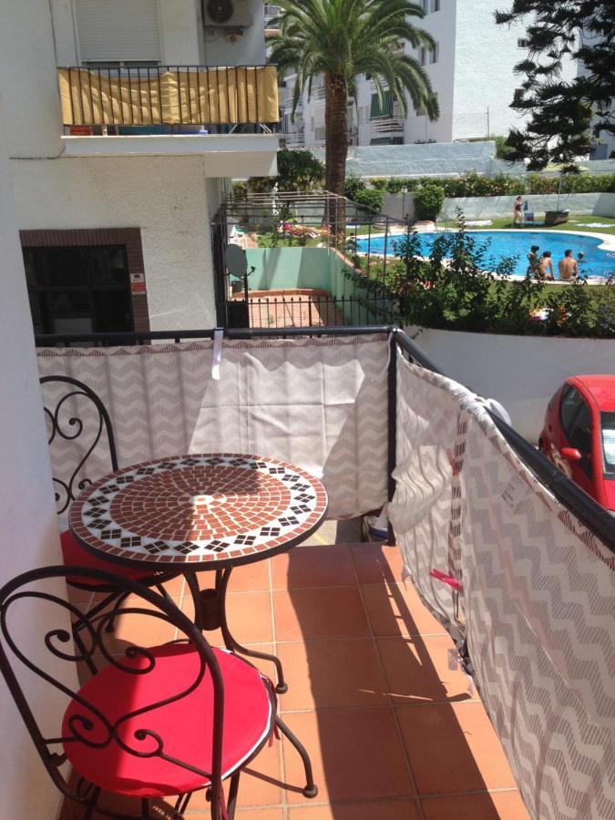 Chez Alison! Central Nerja Apt Екстериор снимка