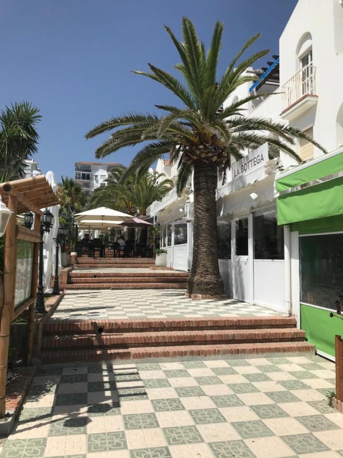 Chez Alison! Central Nerja Apt Екстериор снимка